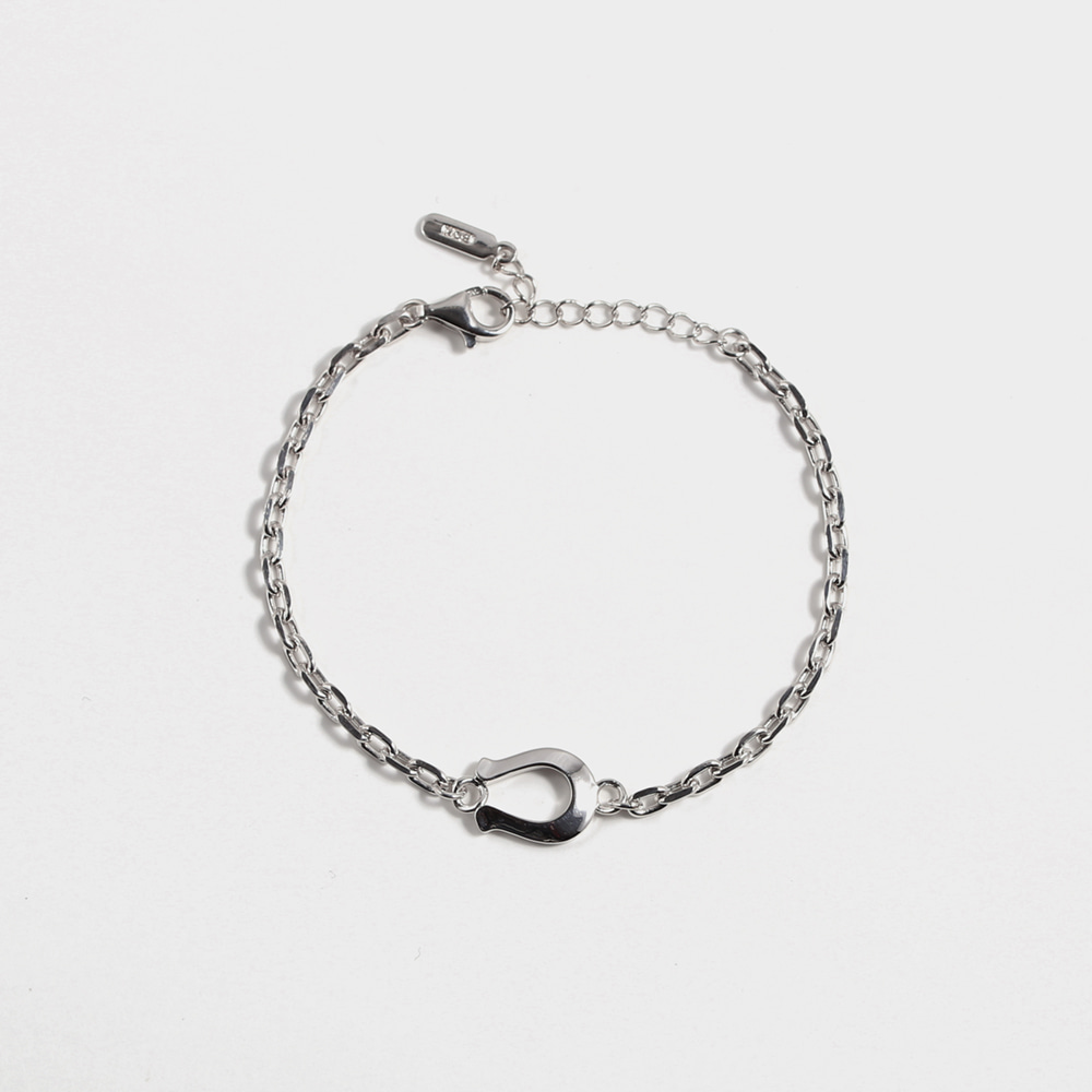 Silver Horse Shoe Braceletbracelet of keio(게이오)
