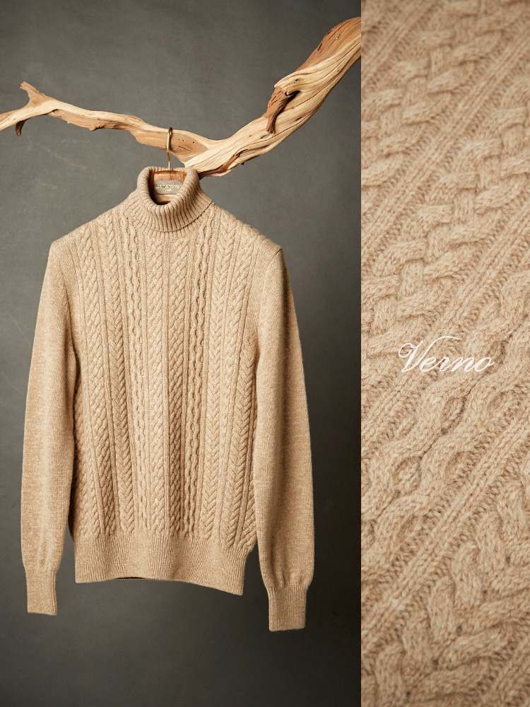 calble turtleneck knit beigeVERNO(베르노)