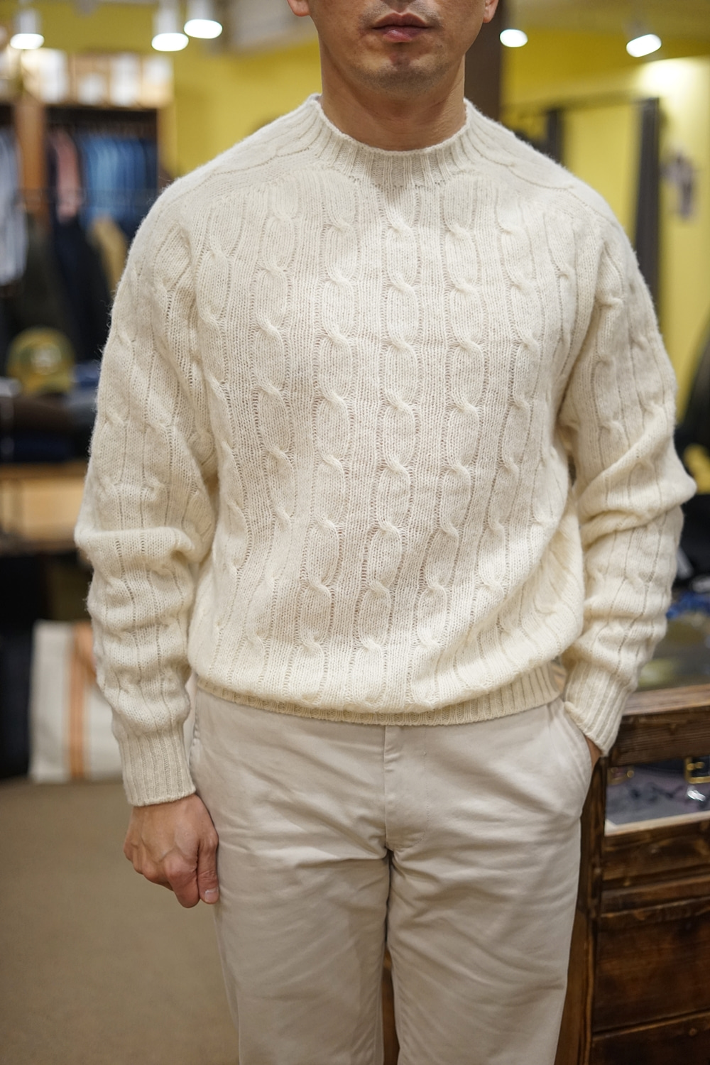 FINLAY CREW CABLE CASHMEREEsk Valley Knitwear(에스크 밸리)